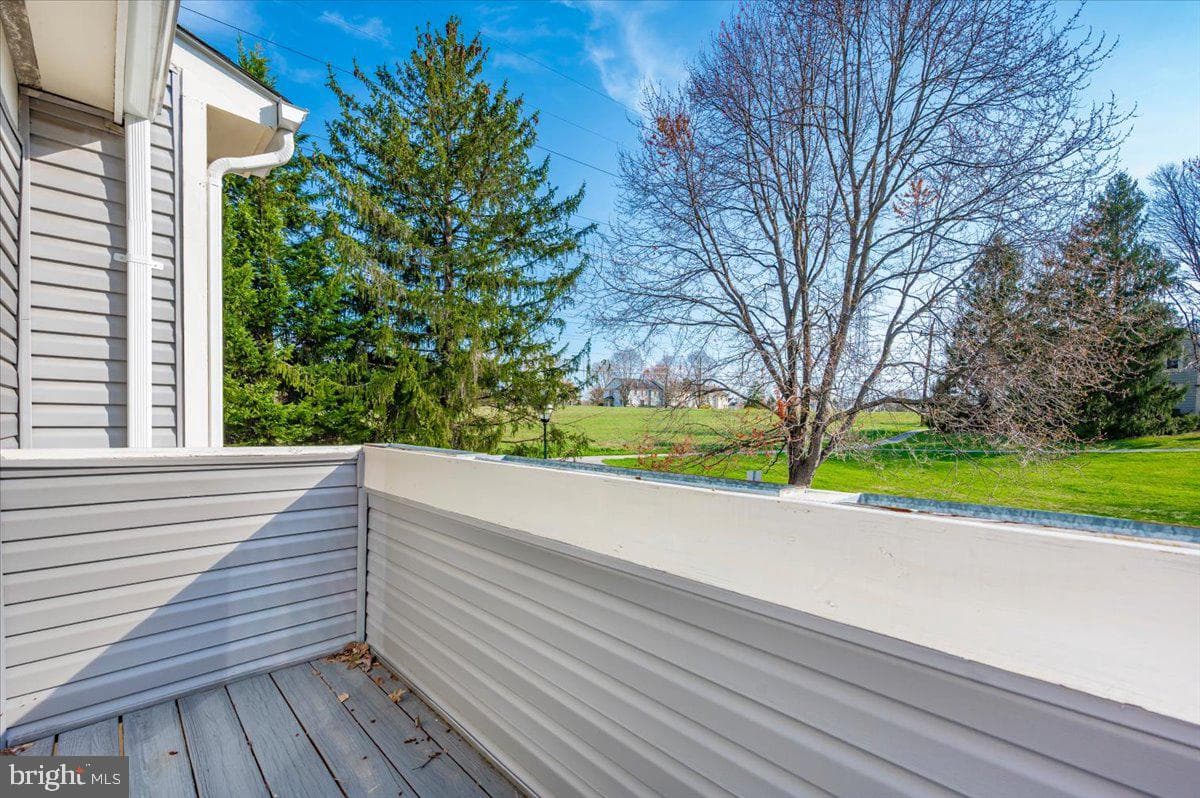 8724 Drexel Hill Place photo 33