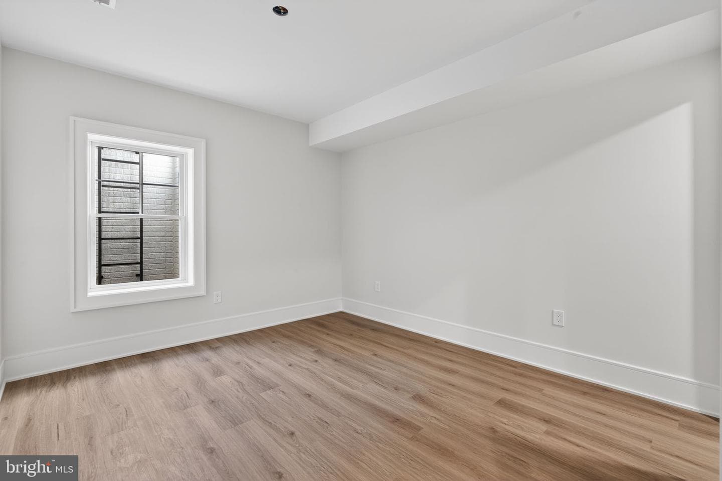 8722 Ewing Drive photo 36