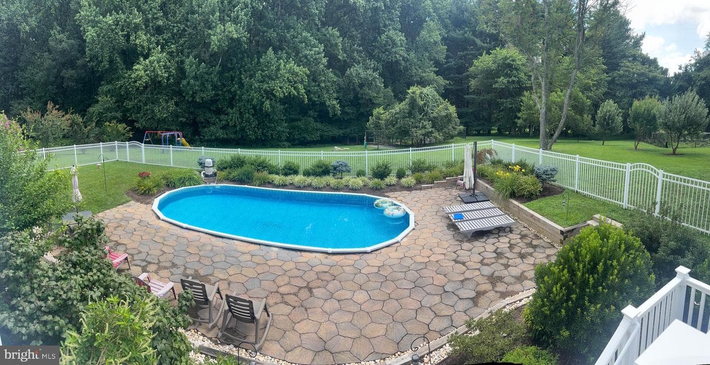 2036 Mayflower Drive photo 48