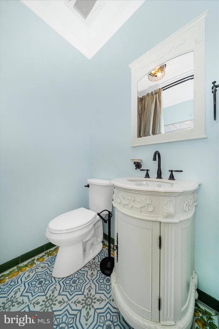 26031 Mount Vernon Avenue photo 23
