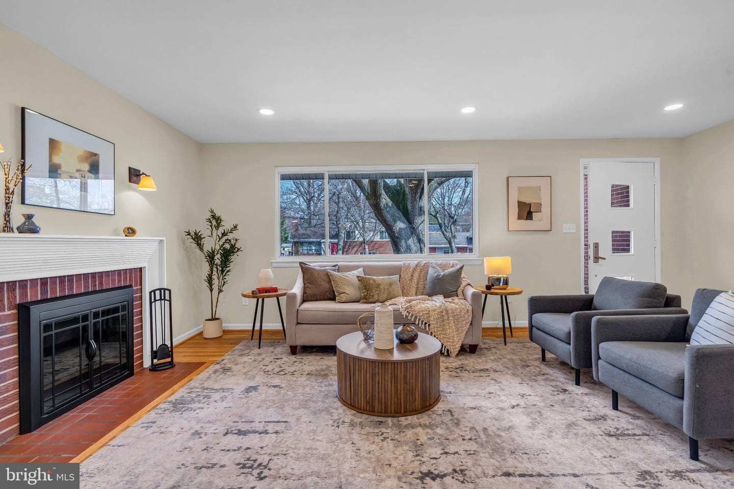1616 Tilton Drive photo 3