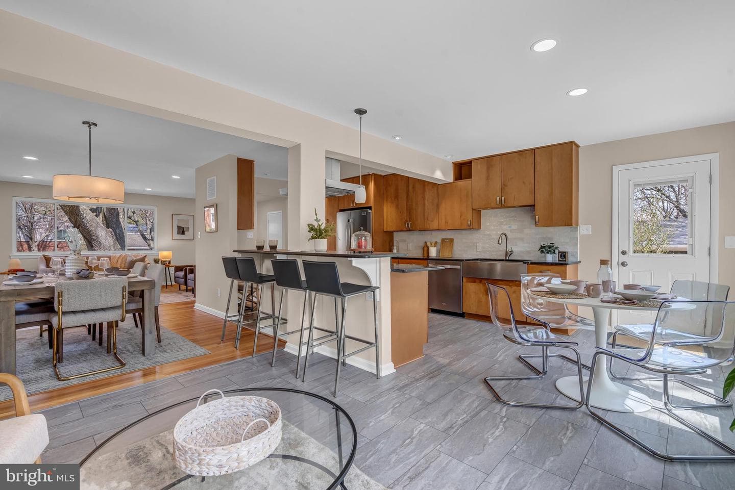 1616 Tilton Drive photo 8