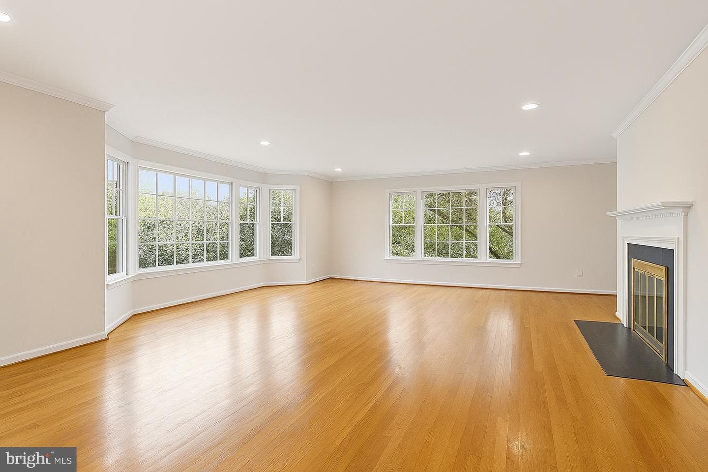 10810 Burbank Drive photo 10