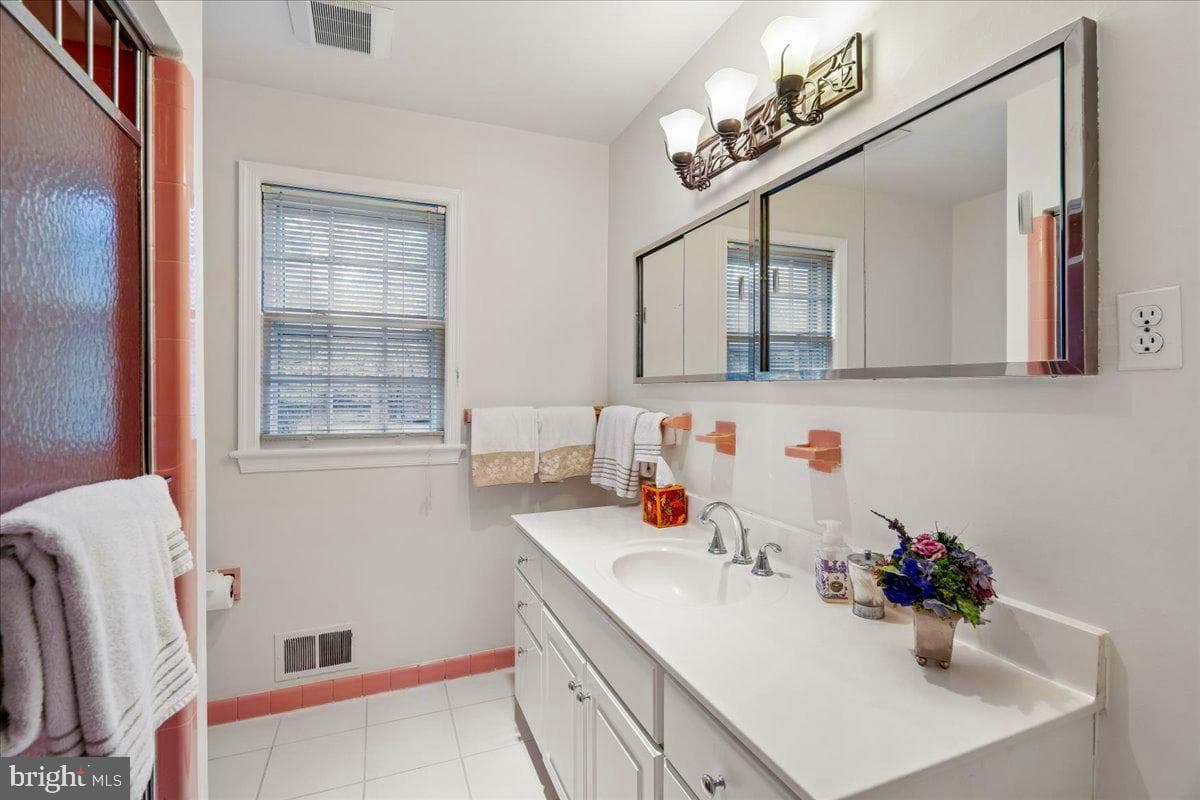 10810 Burbank Drive photo 20