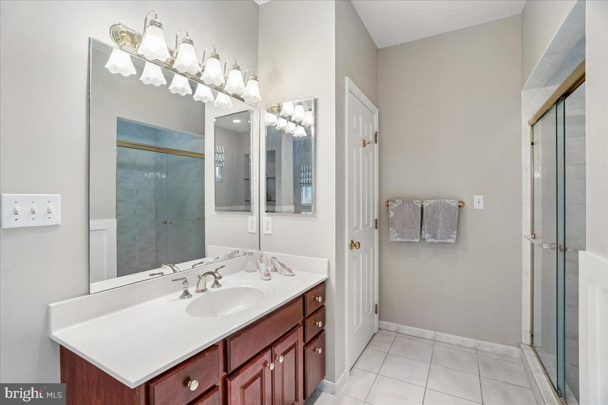 10810 Burbank Drive photo 30