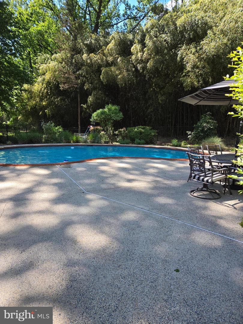 10810 Burbank Drive photo 41