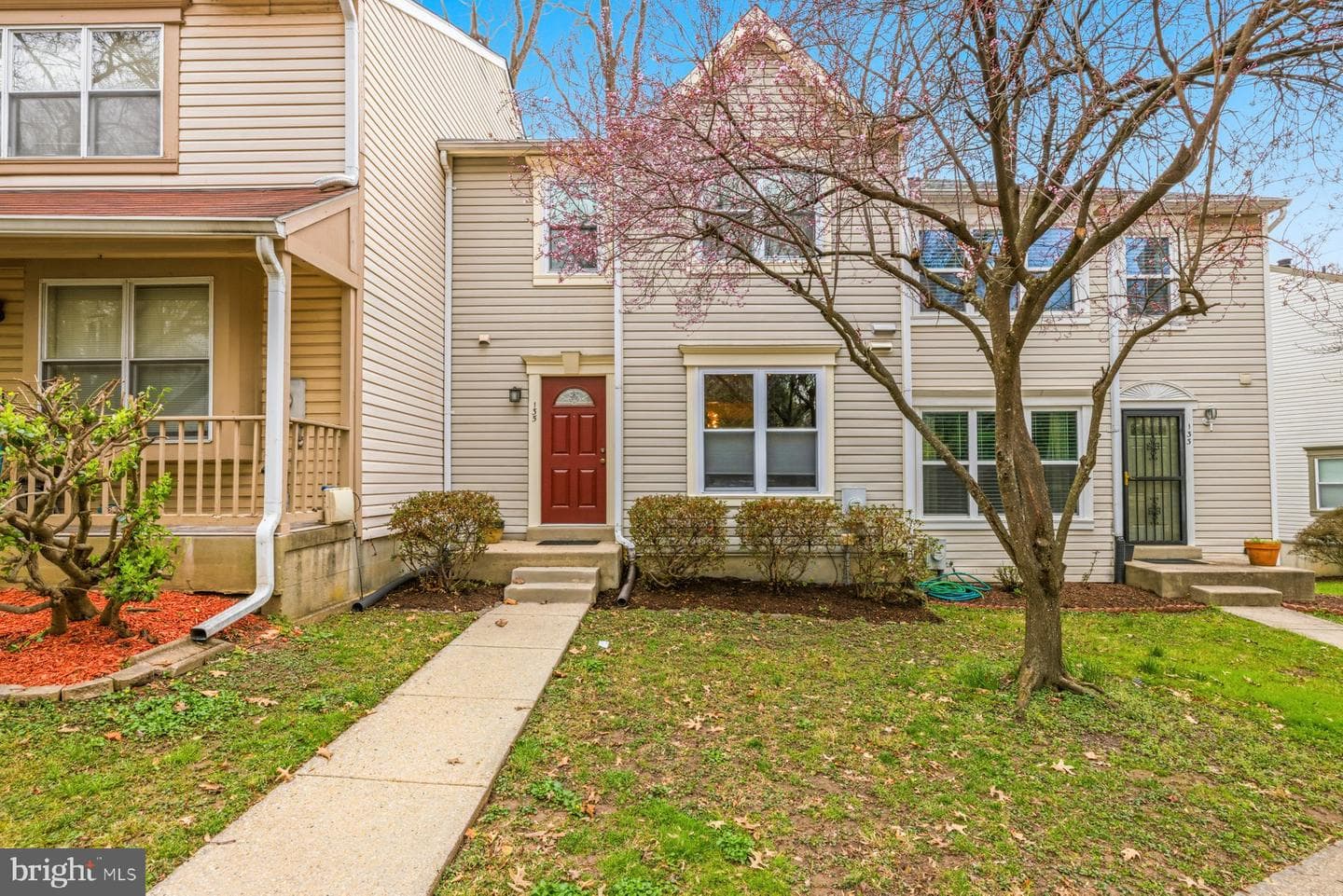 135 Kinsman View Circle photo 2