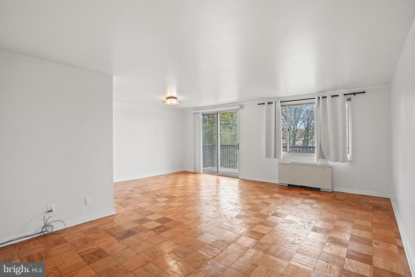 1900 Lyttonsville Road #612 photo 7