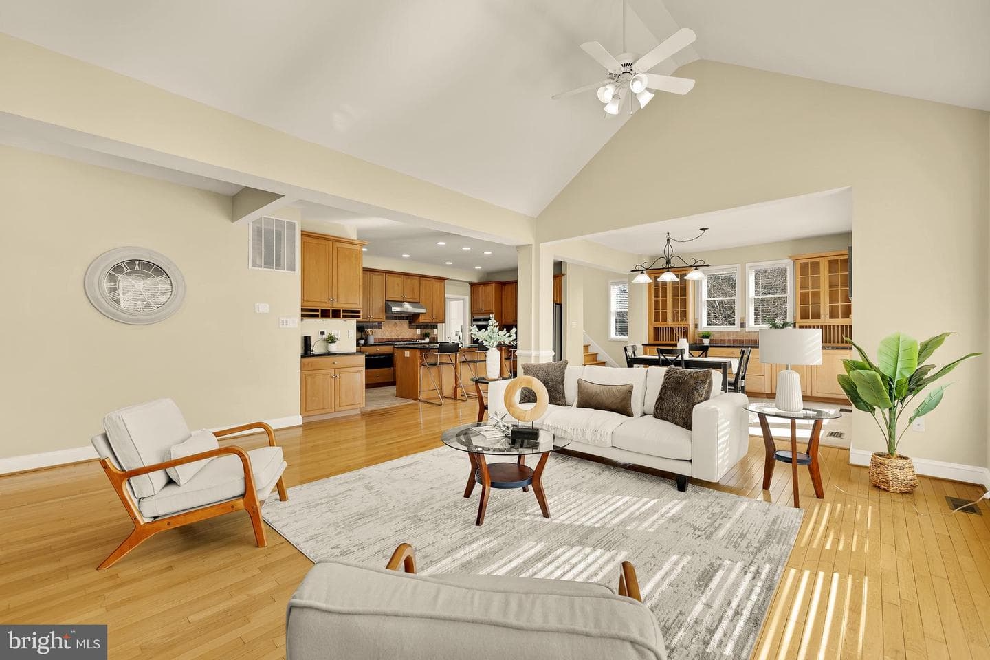 20407 Peach Tree Road photo 16