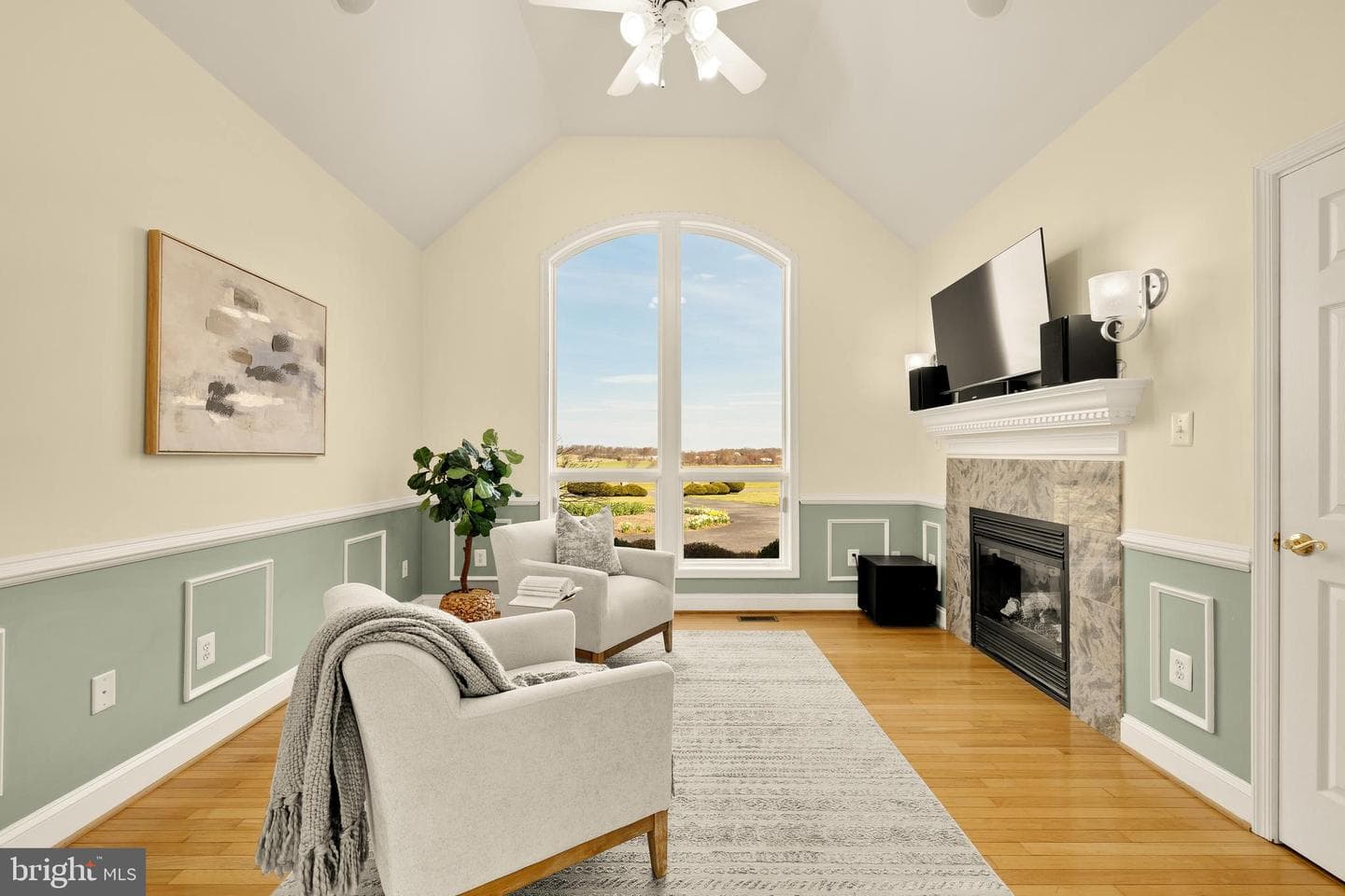 20407 Peach Tree Road photo 19