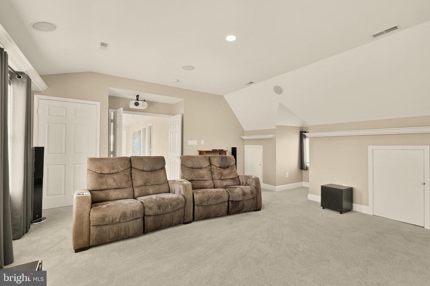 20407 Peach Tree Road photo 34