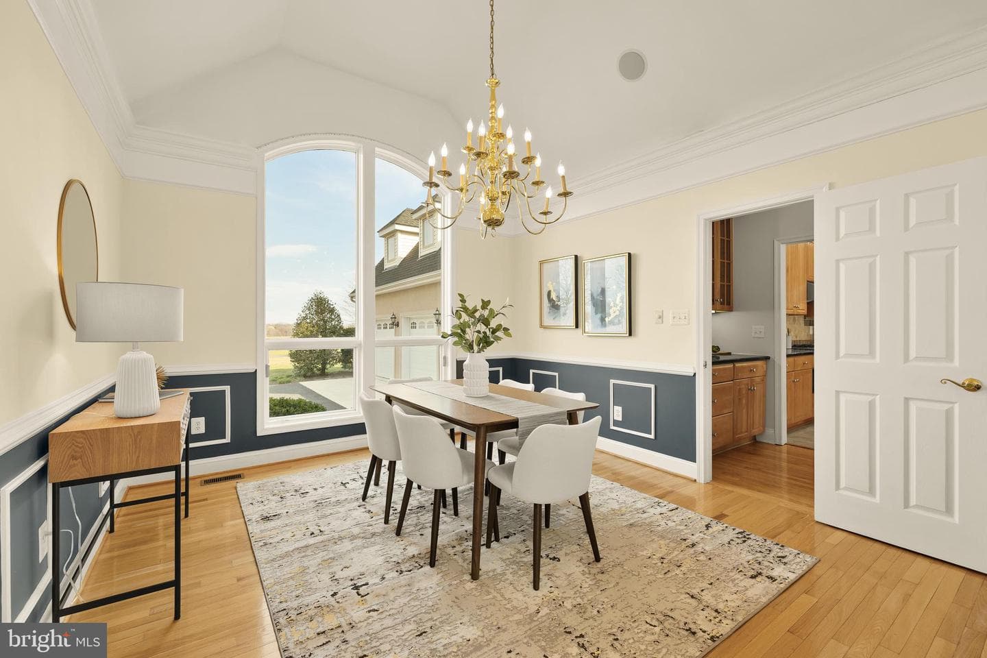 20407 Peach Tree Road photo 7