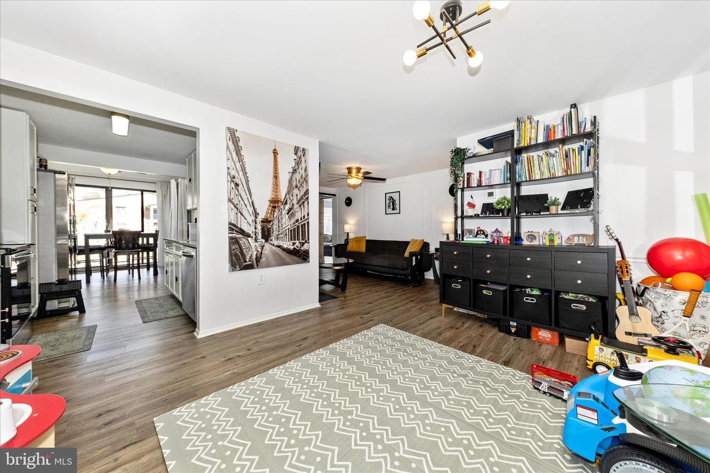 18100 Chalet Drive #13-301 photo 10