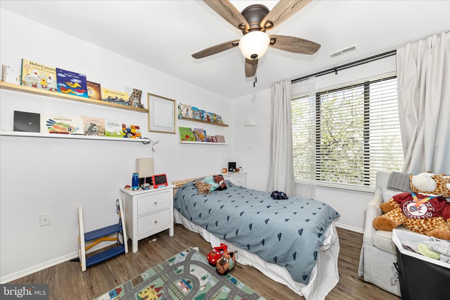18100 Chalet Drive #13-301 photo 26
