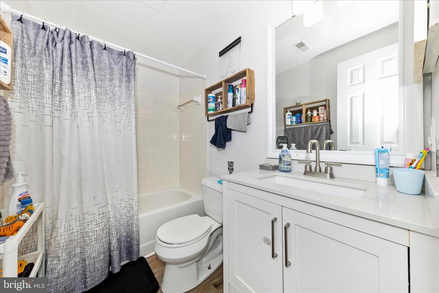 18100 Chalet Drive #13-301 photo 29