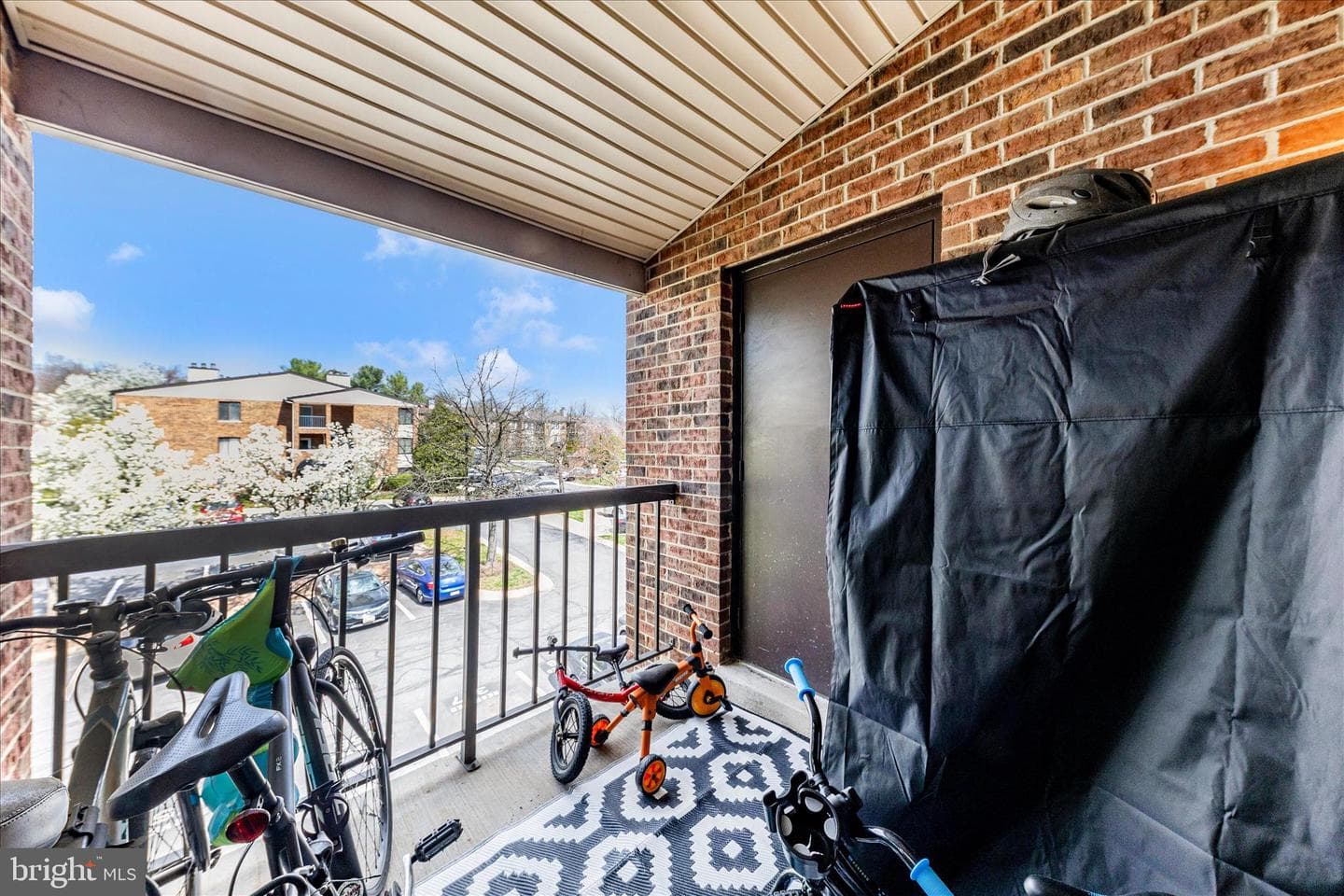 18100 Chalet Drive #13-301 photo 31