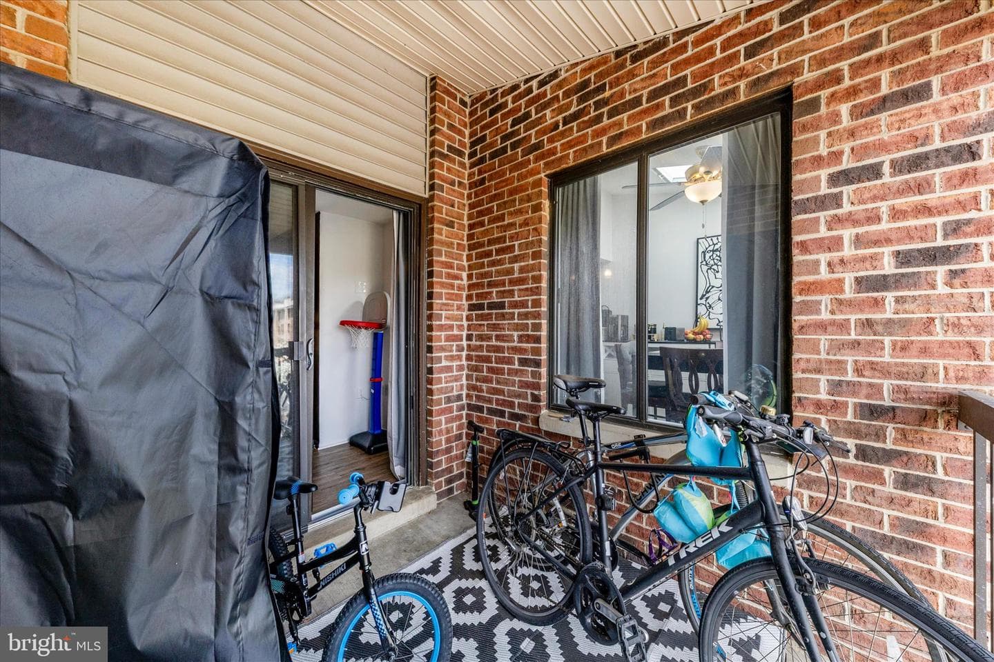 18100 Chalet Drive #13-301 photo 32