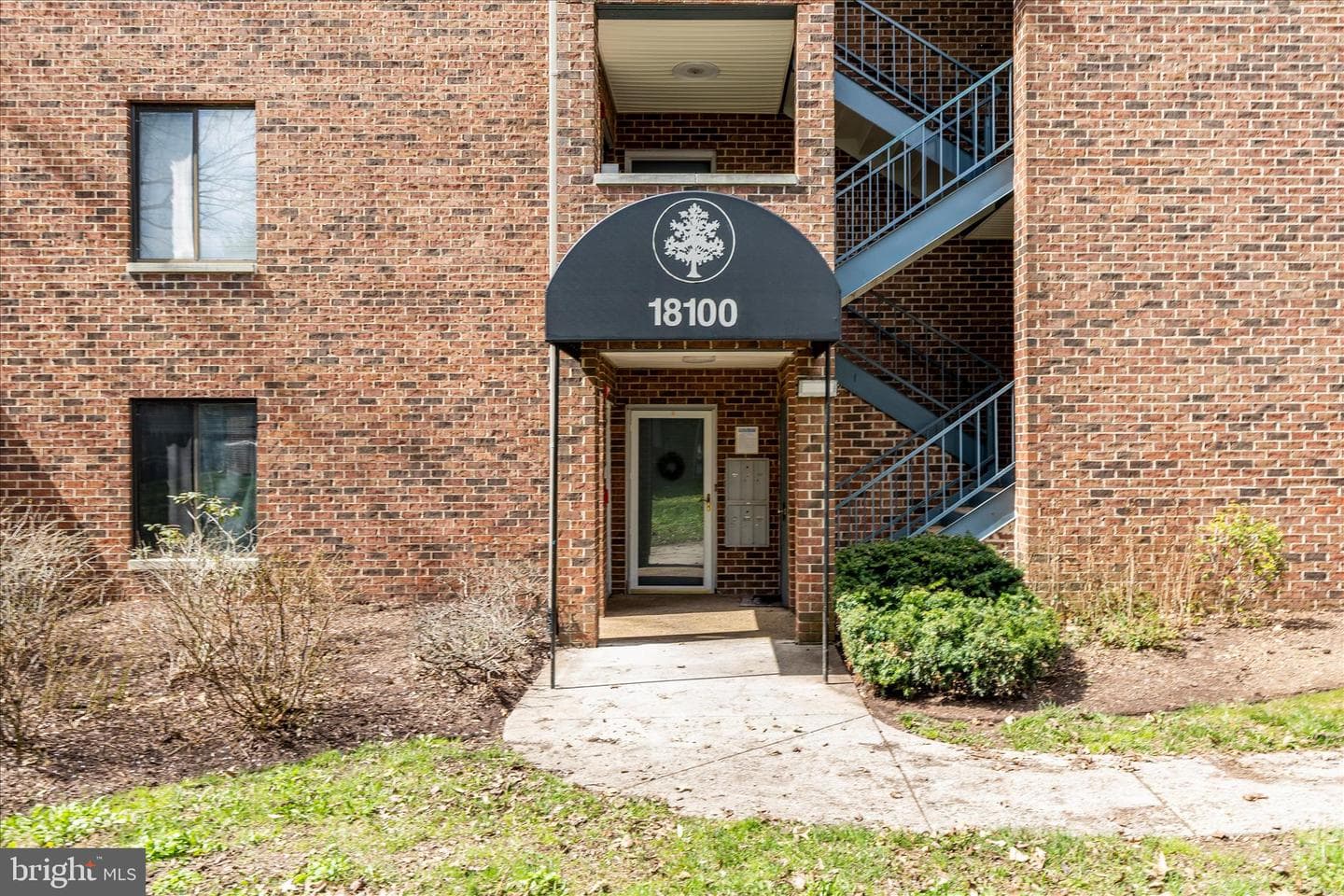 18100 Chalet Drive #13-301 photo 35