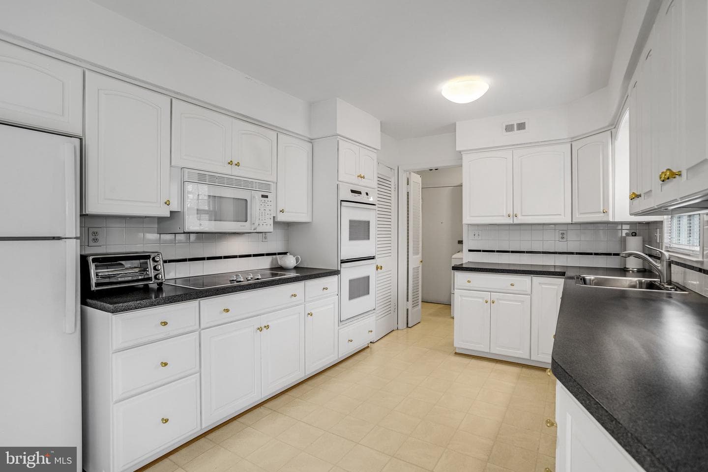 15101 Carrolton Road photo 20