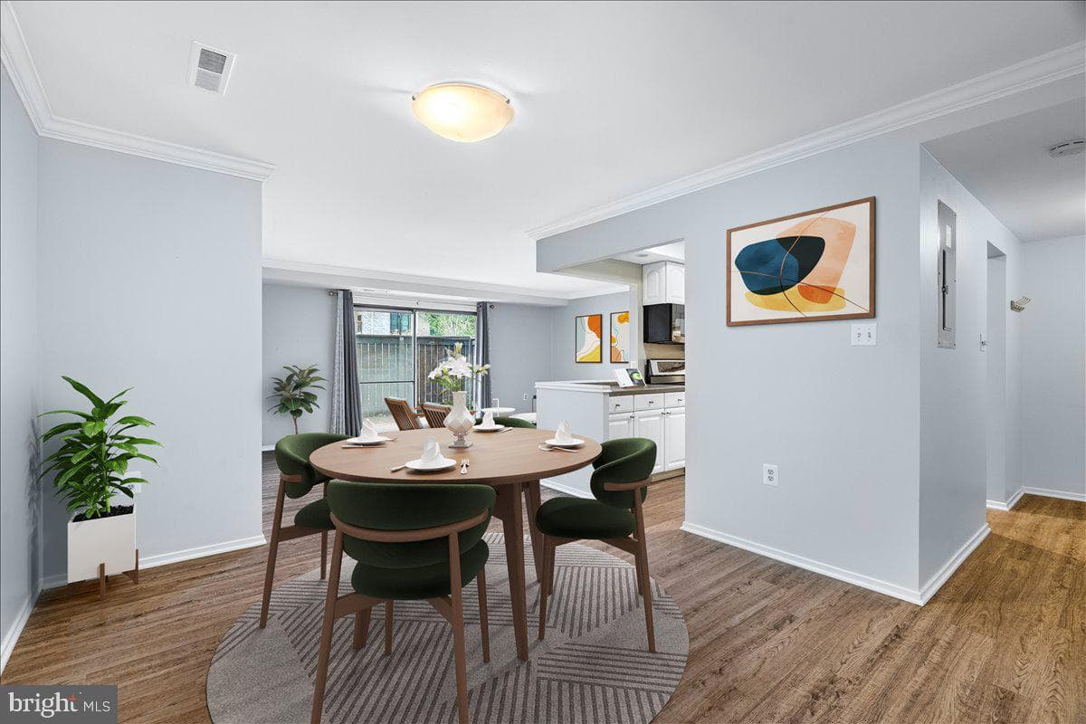 10000 Stedwick Road #104 photo 5