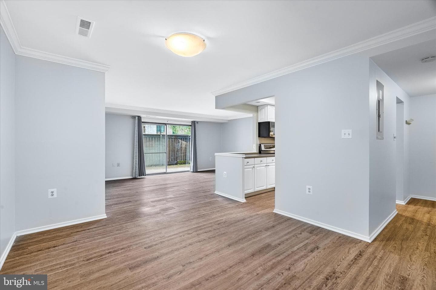 10000 Stedwick Road #104 photo 6