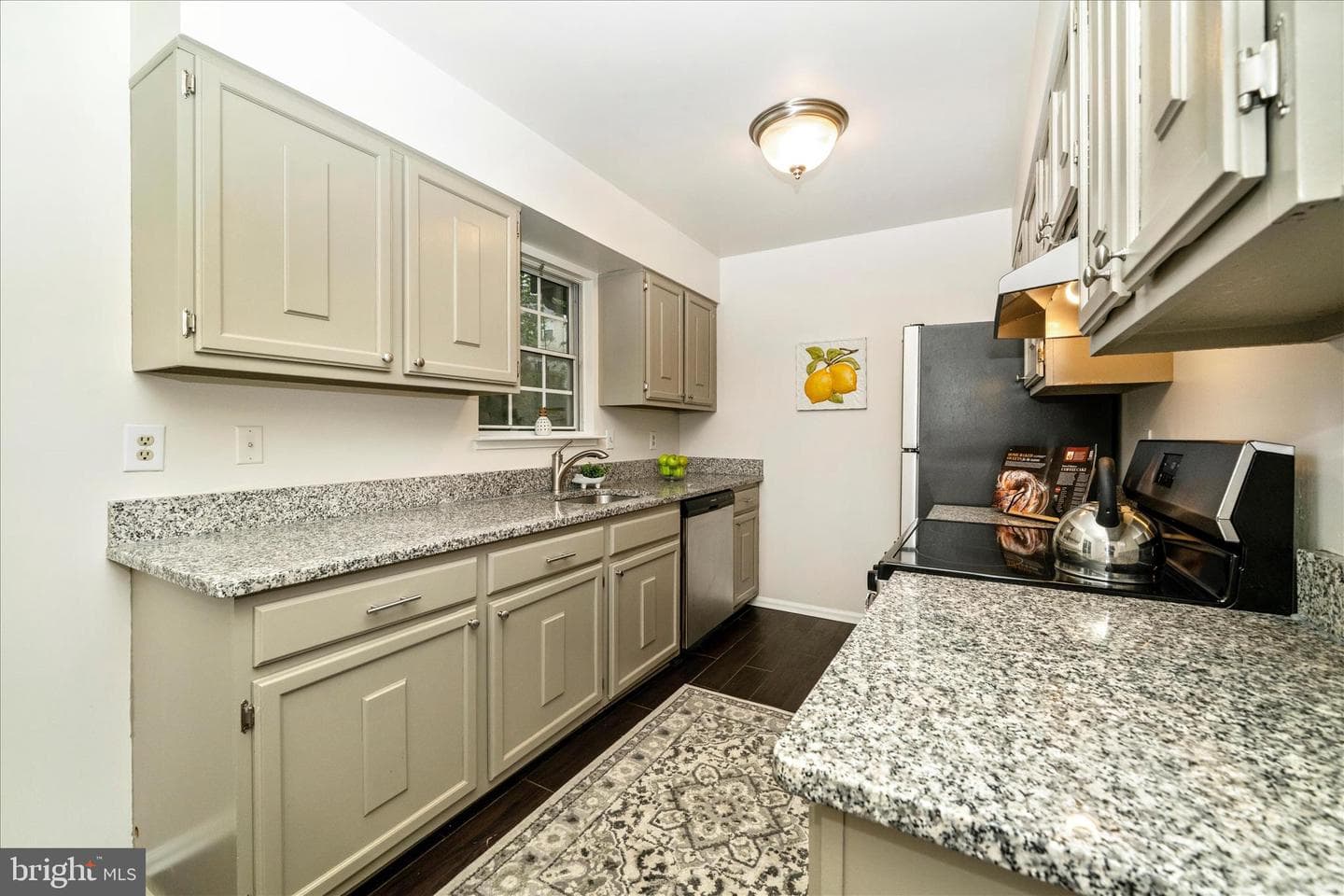 52 Cherry Bend Court photo 17