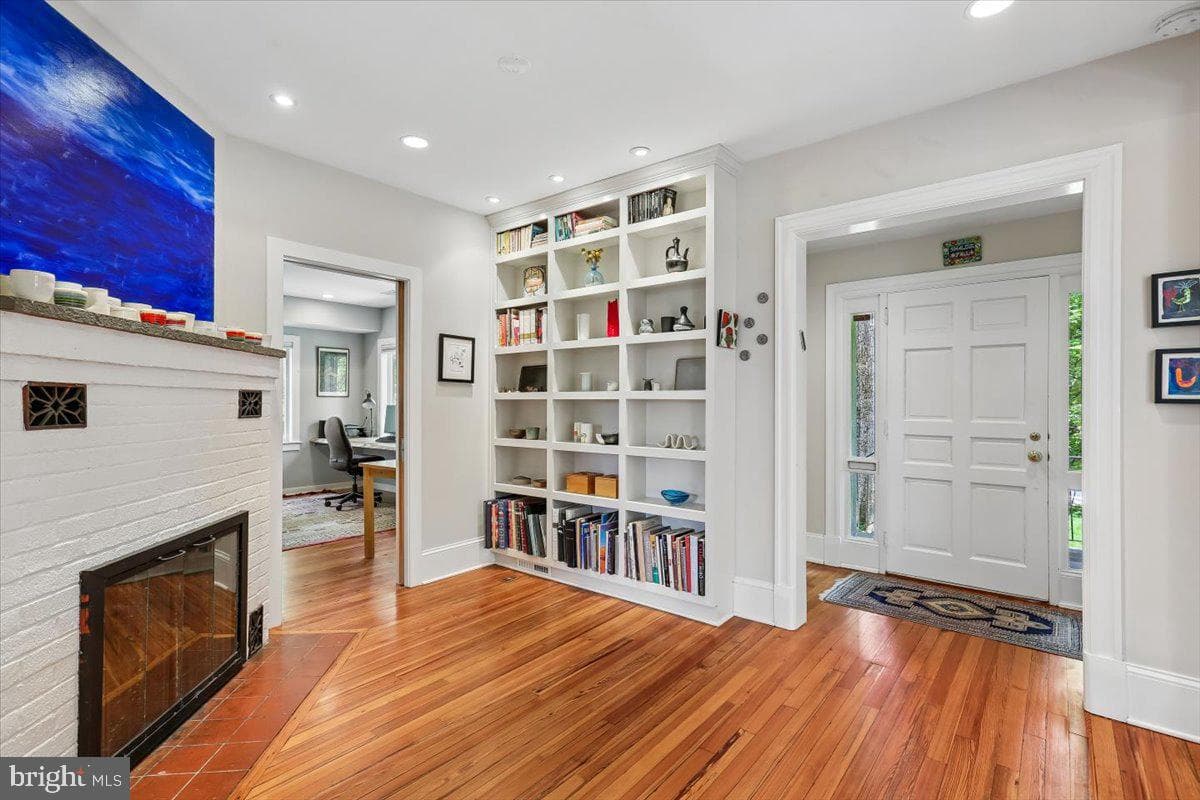 6404 Western Avenue photo 11