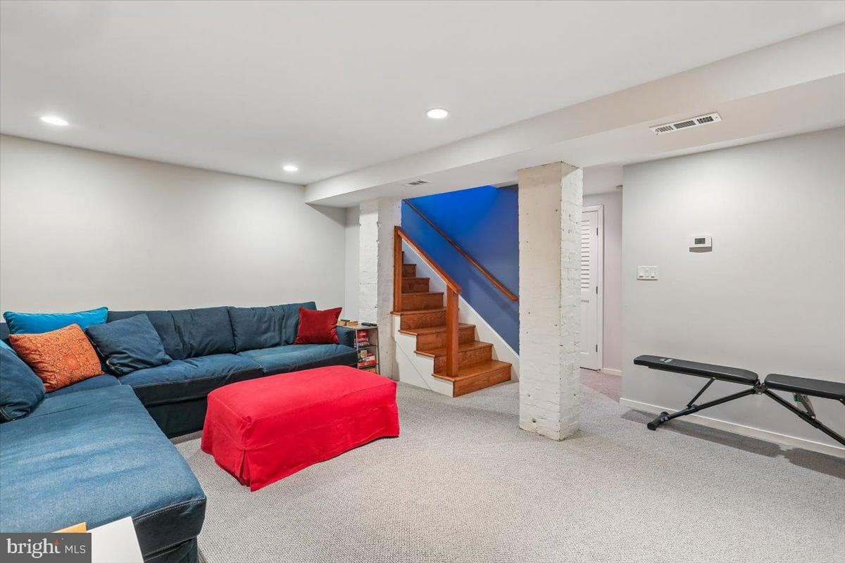 6404 Western Avenue photo 67