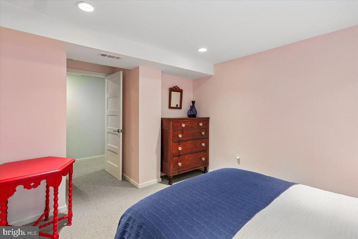 6404 Western Avenue photo 77