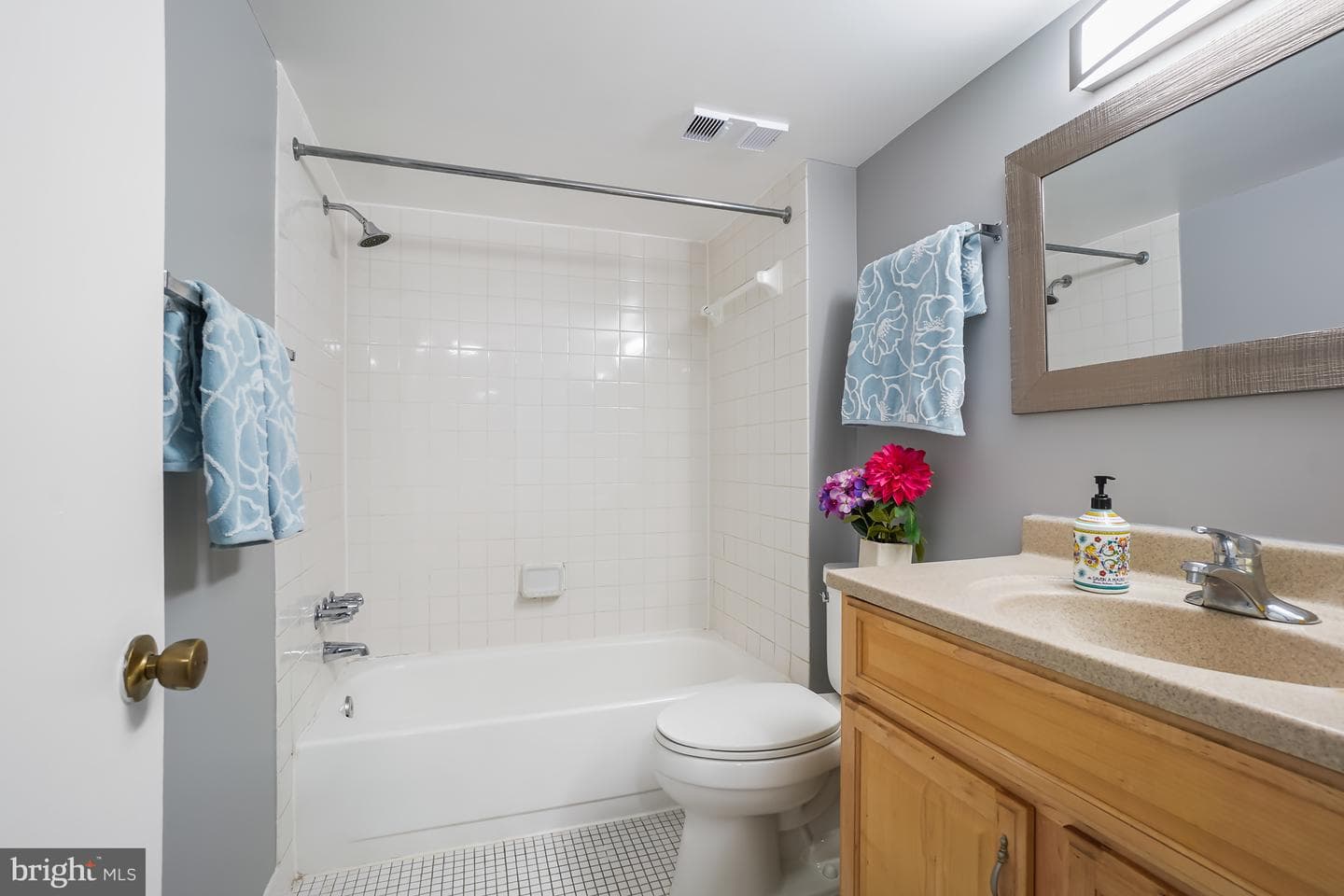 11419 Commonwealth Drive #303 photo 25