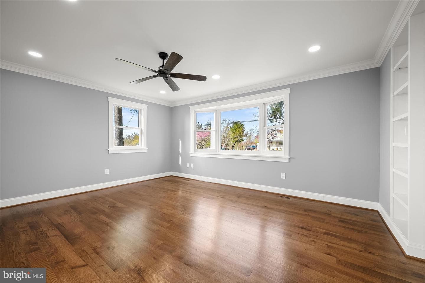 21611 Slidell Road photo 15