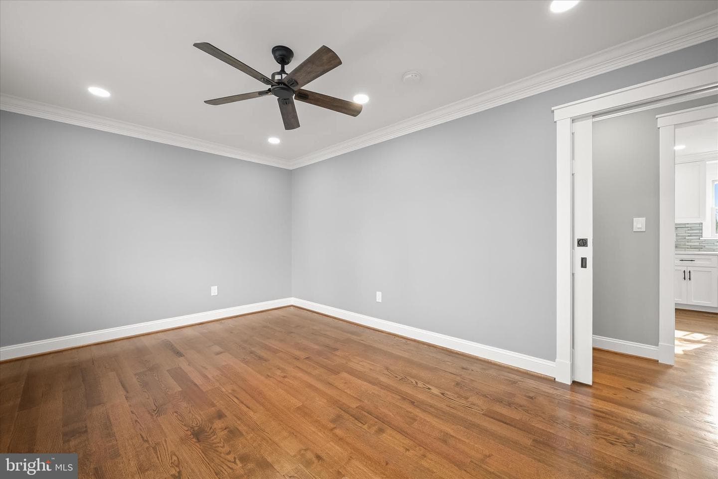 21611 Slidell Road photo 35