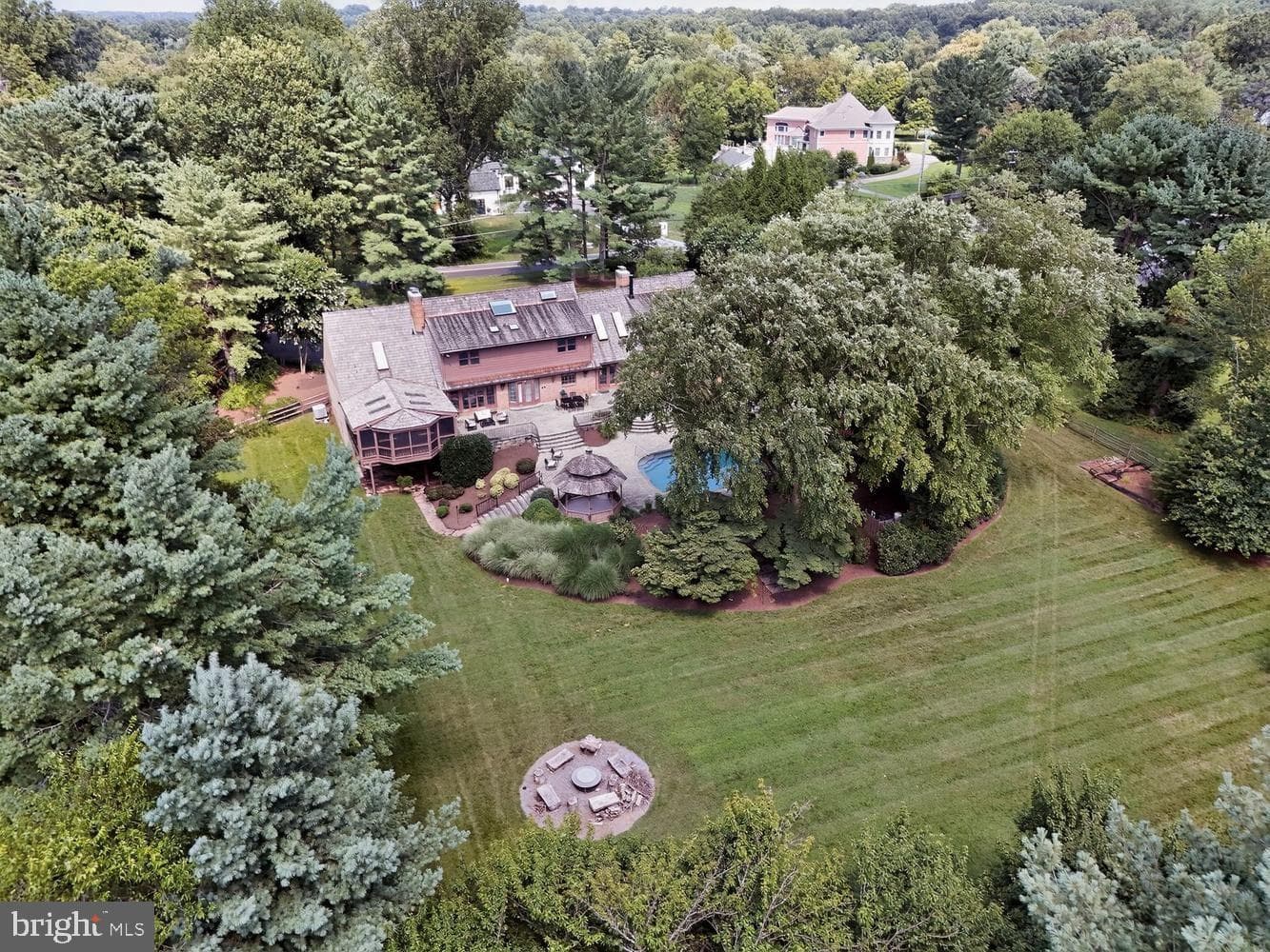 10812 S. Glen Rd. photo 1