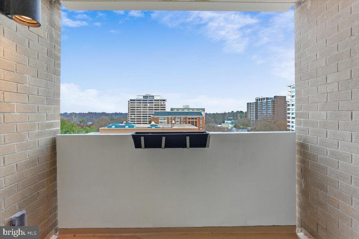 4601 N Park Avenue #1118 photo 2