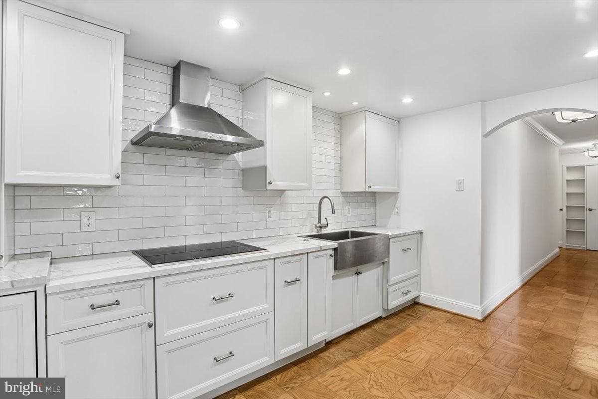 4601 N Park Avenue #1118 photo 7