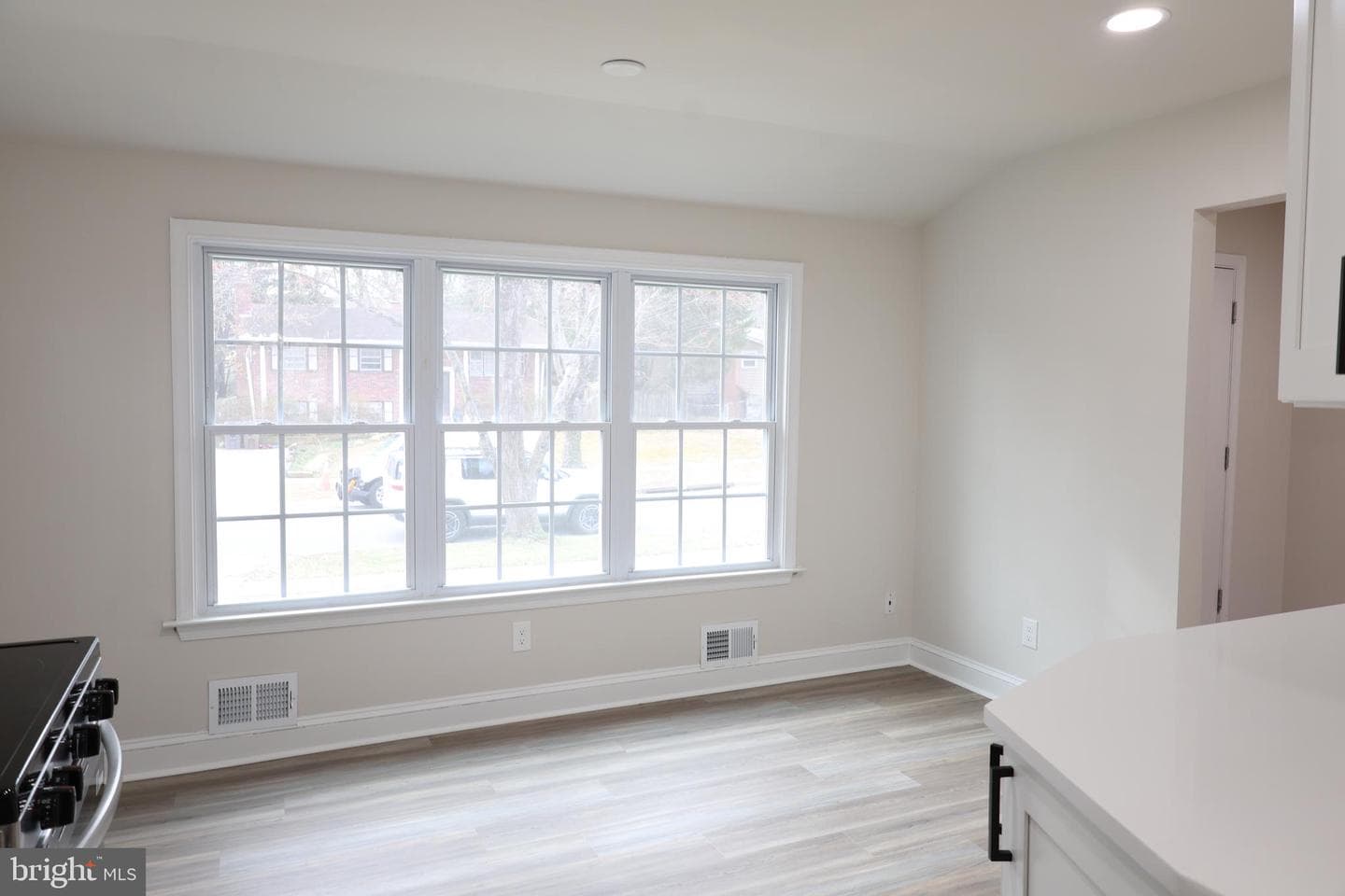 5607 Pier Drive photo 12