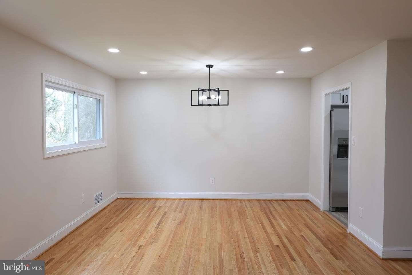 5607 Pier Drive photo 15
