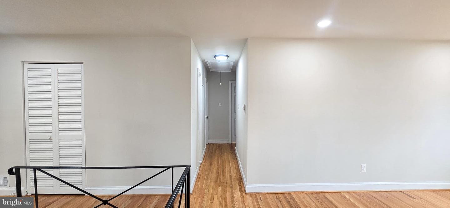 5607 Pier Drive photo 19