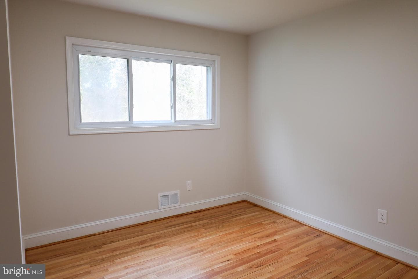 5607 Pier Drive photo 20