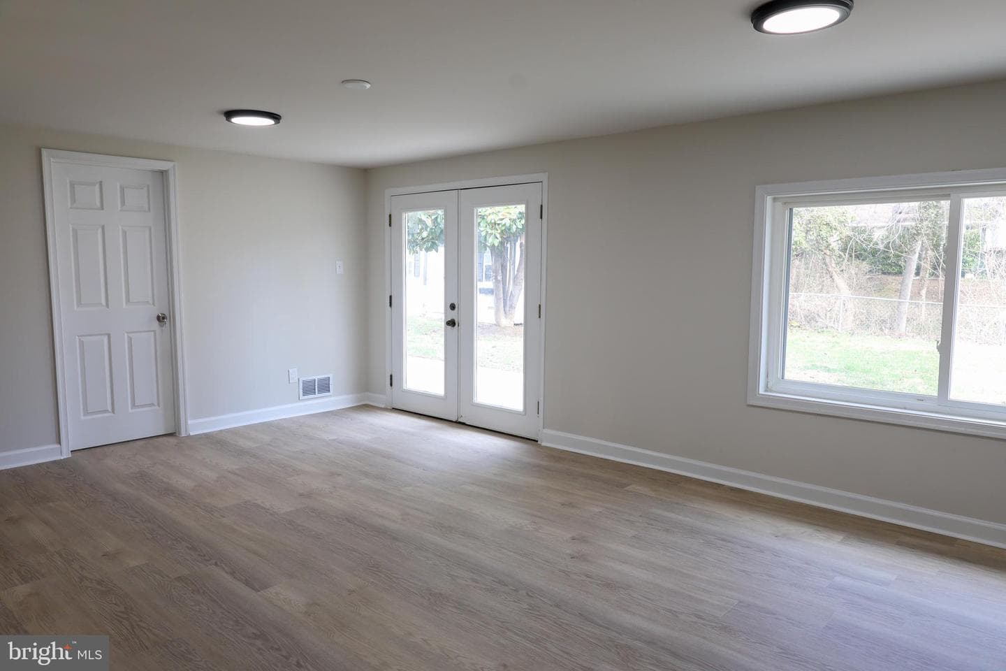 5607 Pier Drive photo 28