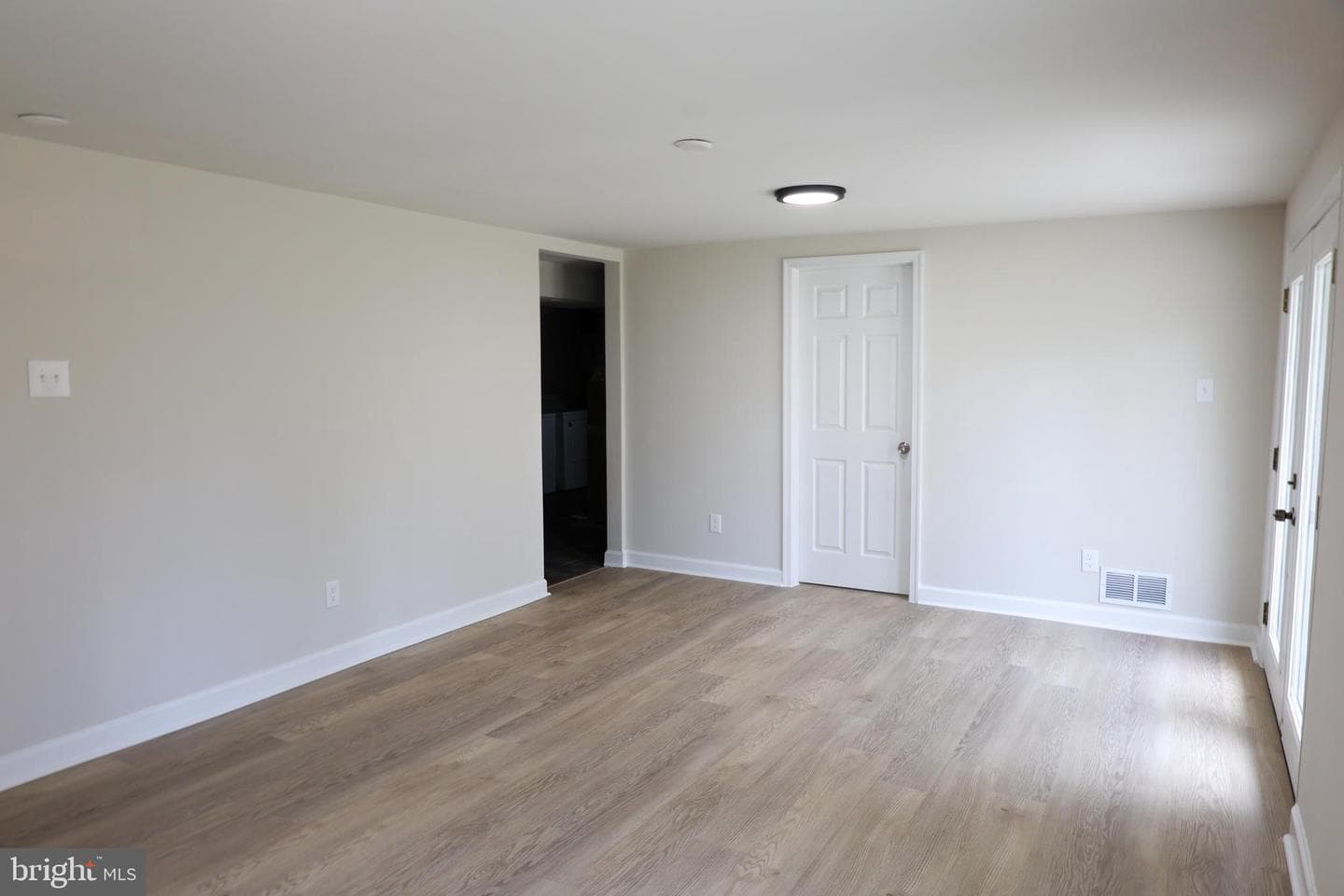 5607 Pier Drive photo 29