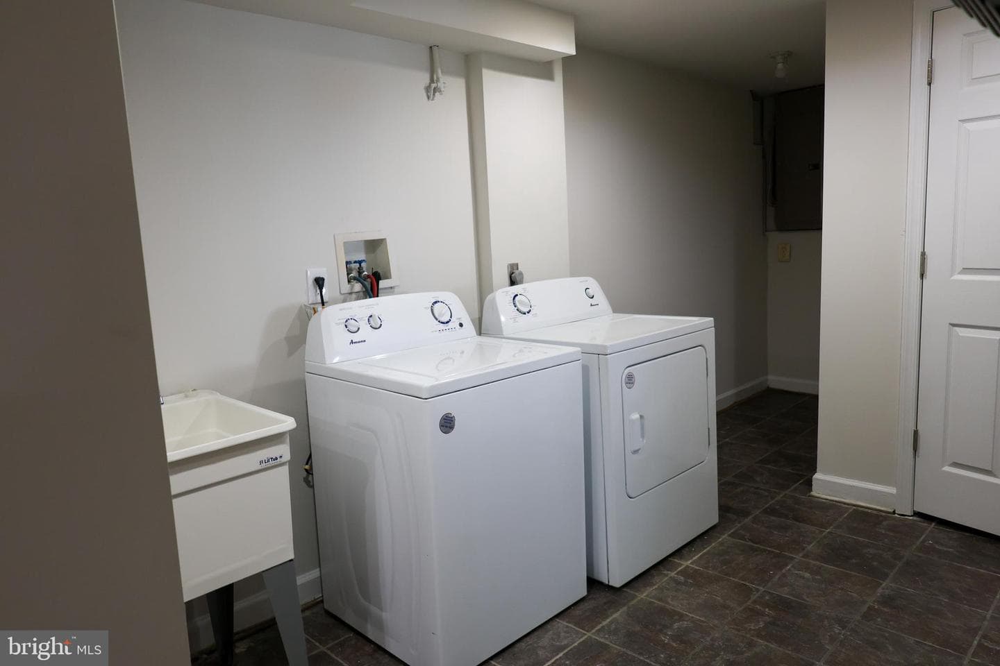5607 Pier Drive photo 34