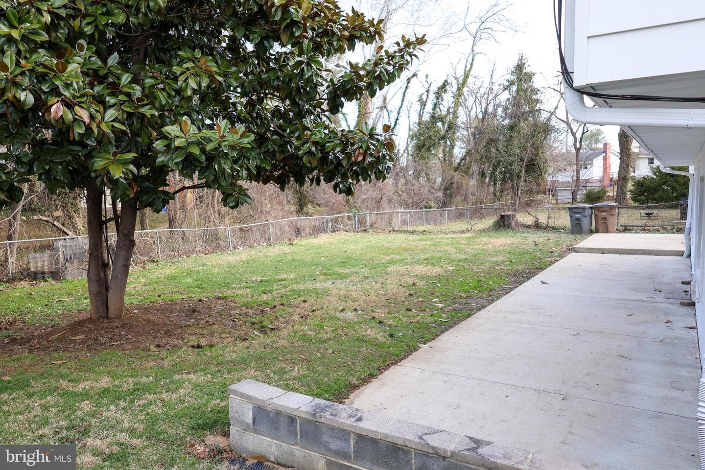5607 Pier Drive photo 4