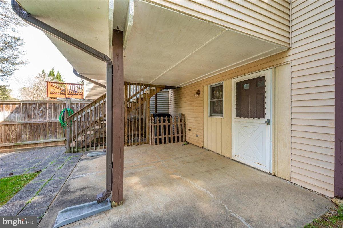 24224 Newbury Road photo 48