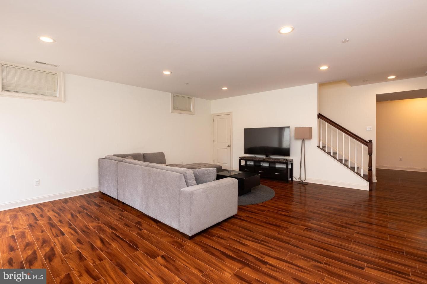 215 N Van Buren Street photo 115