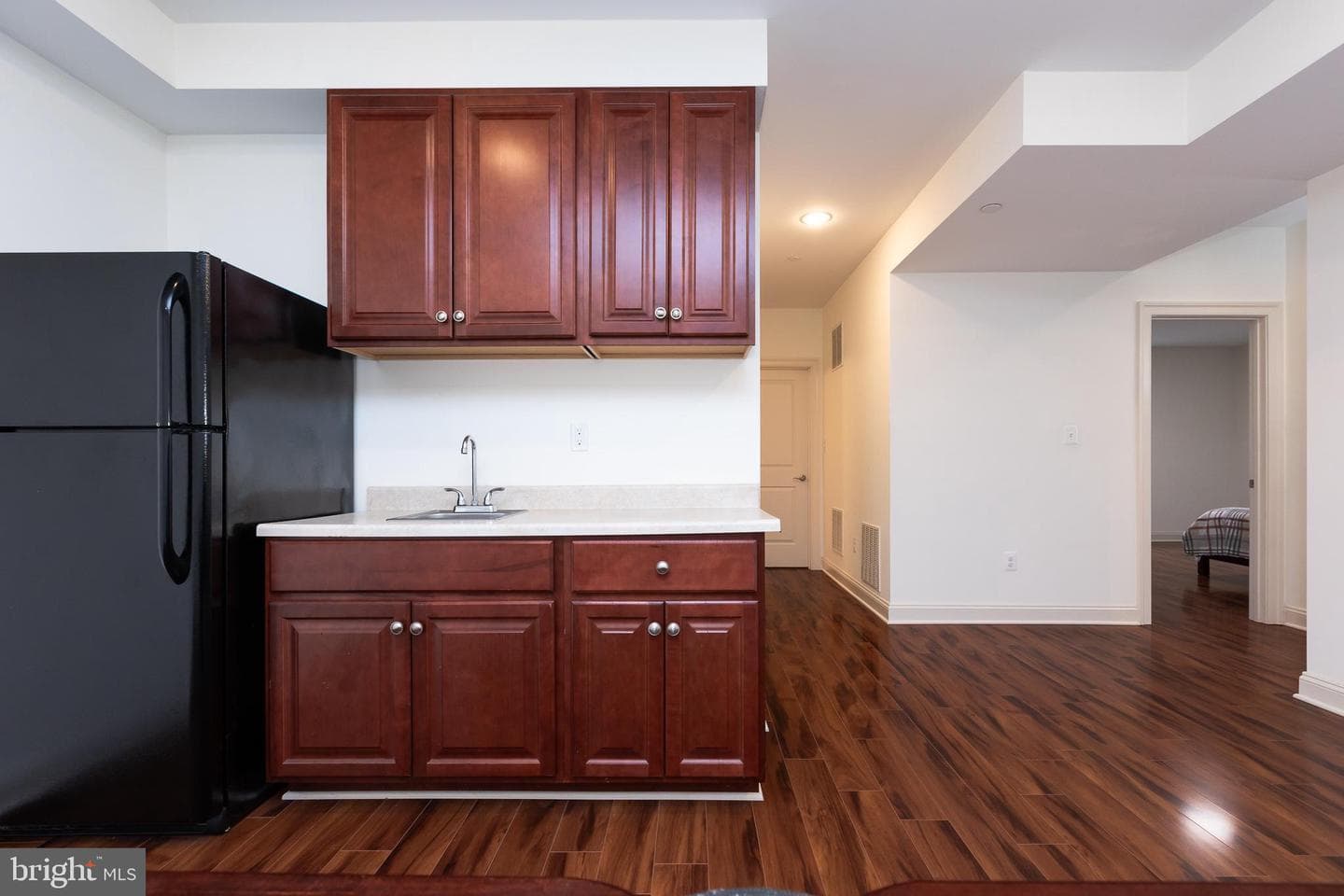 215 N Van Buren Street photo 128