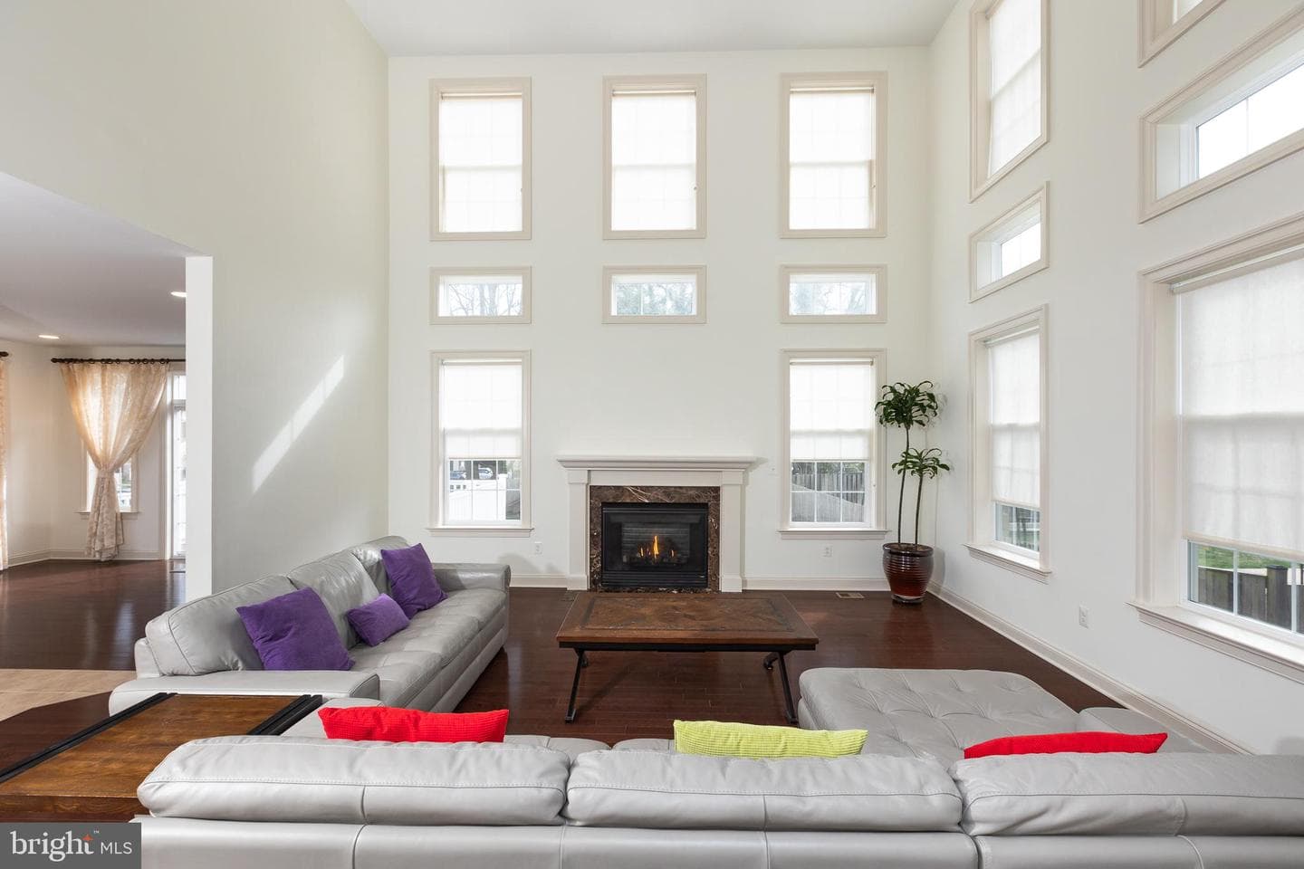 215 N Van Buren Street photo 70
