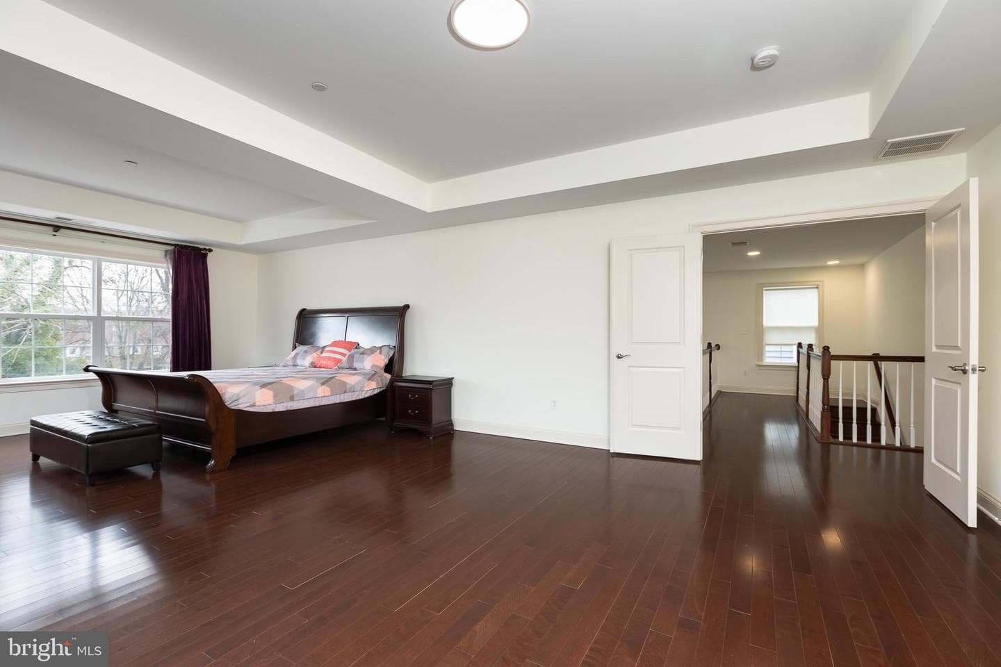 215 N Van Buren Street photo 90