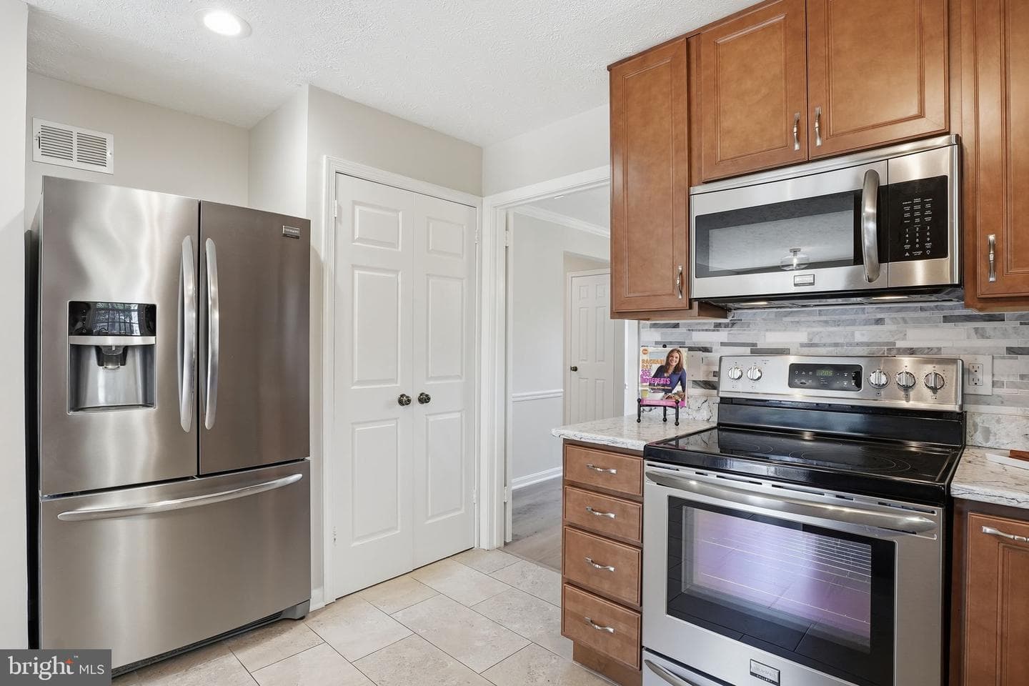 14512 Bellmeade Lane photo 6
