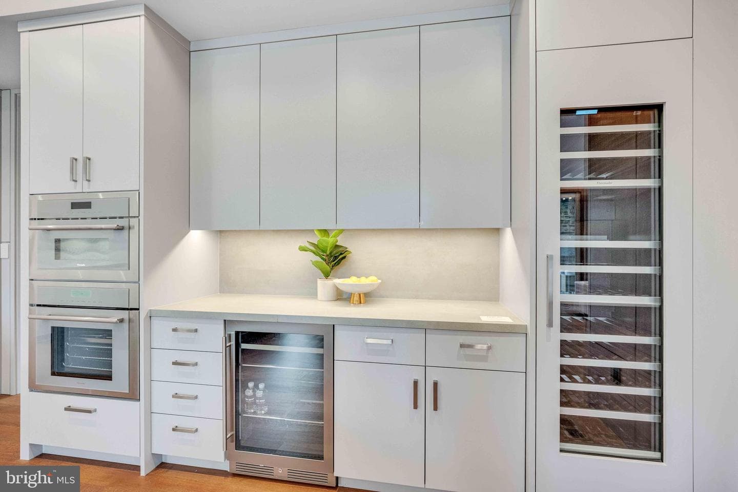 7029 Longwood Drive photo 17
